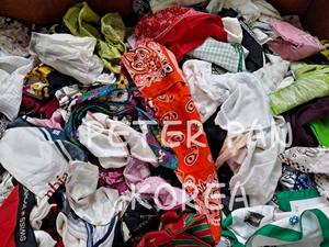 Ropa usada (prendas de vestir): Pañuelo - Product Image 2