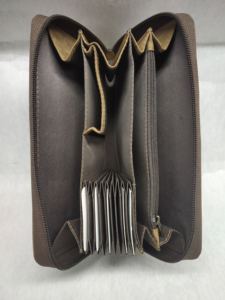 Cartera de Cuero Hunter para Tarjetas de Crédito y Documentos, con Múltiples Compartimentos, Cierre de Cremallera, Acabado Pulido, Exportación India, RFID, Cuero Crazy Horse - Product Image 2