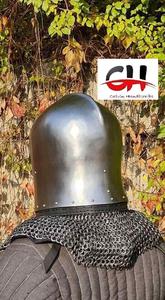 Casque de tournoi médiéval Barbuta pour Halloween 18ga Construction métallique durable en acier - Product Image 2