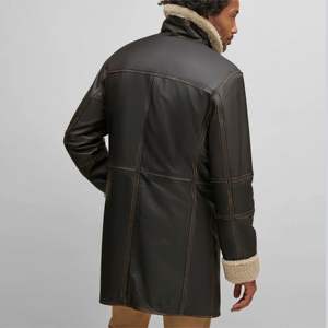 Manteau en cuir doublé de fausse fourrure noire Veste d'hiver chaude et élégante pour hommes et femmes Parfait pour des vêtements décontractés et de plein air - Product Image 6