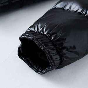 Chaqueta Acolchada Brillante y Suave, Chaqueta de Invierno, Logotipo Personalizado OEM, Chaqueta Acolchada Brillante de Invierno con Capucha de Alta Calidad y Tendencia para Hombre - Product Image 4