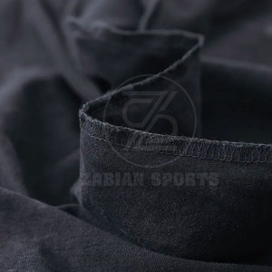 T-shirt surdimensionné en tissu de coton doux et délavé à l'acide avec conception d'épaule tombante et finition lavée - Product Image 4