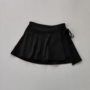 Couleur bonbon explosif trois sections taille serrée plissée sans couture trois points sport Yoga Shorts - Product Image 4
