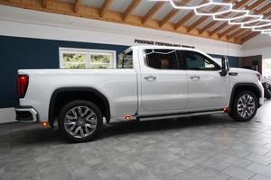 GMC Sierra 2024 USADO de Buena Calidad (Denali 3.0D Duramax) 224Kw (305Hp) 76km de Kilometraje TRANSMISIÓN AUTOMÁTICA - Product Image 2