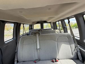 GMC Savana LT 3500 USADO 2024 - Product Image 5