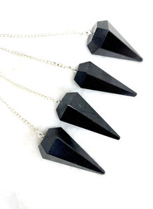 Piedra pulida de péndulo de ágata negra con protección de amor de alta calidad para curación emocional y decoración de espacio ritual iluminada por la luna - Product Image 2