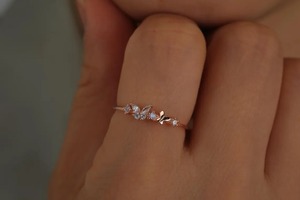 แหวนเพชร CZ ทรงผีเสื้อสีโรสโกลด์2025แหวน925แบบเรียบง่ายแหวนเงินสเตอลิงสำหรับผู้หญิงเครื่องประดับแฟชั่นของขวัญขายส่งจากผู้จำหน่าย - Product Image 6