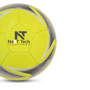 Tech Industries Ballon d'entraînement de football Matériau PU à des fins d'entraînement avec un design personnalisé et un logo personnalisé - Product Image 2