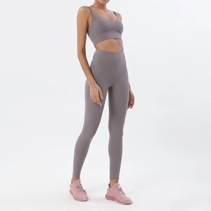 Conjuntos de Yoga transpirables de secado rápido, nuevo diseño elegante, conjuntos de Yoga informales para Fitness para mujer, conjuntos de Fitness para gimnasio para mujer - Product Image 1