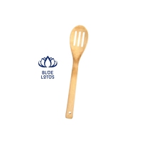 Blue Lotus offre la grande cuillère en bois la mieux notée et la plus vendue pour la cuisson et la cuillère sur le marché
