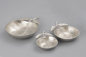 Aluminium Casted <b>Serving</b> <b>Tray</b> With <b>Gold</b> Plated <b>Serving</b> <b>Tray</b> Fancy Style Hot Selling Highest Quality Decorative <b>Tray</b> - Product Image 2