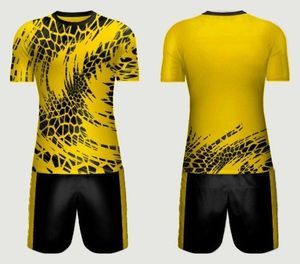 Conjuntos de camisetas de fútbol por sublimación de calidad superior con precios al por mayor - Product Image 1