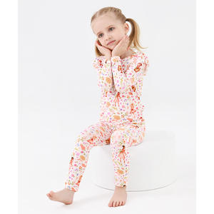 Pijamas de Punto Suave para Niña Pequeña con Mangas Largas con Volantes - Product Image 4