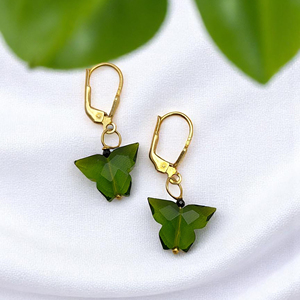 คันโยกพลอยเพอริโดทรงผีเสื้อต่างหูแกะสลักด้านหลังขายส่ง - Product Image 4