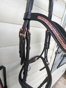 Stanford Anatomique Snaffle Bridle Western Style Cheval En Cuir Headstall avec Rênes Logo Personnalisé Option - Product Image 2