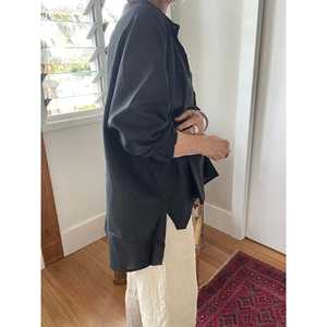 Camisa Larga Oversize de Lino para Mujer, Estilo Vintage Negro, Transpirable, 100% Lino, Cuello con Volantes, Decoración de Encaje, Ideal para Primavera - Product Image 5