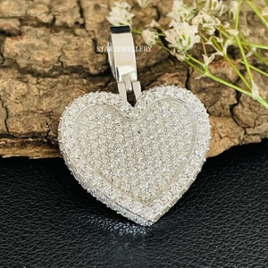 เครื่องประดับ STAR JEWELLERY คริสเตียน ทอง 10K ประดับเพชรทรงกลมเจียระไนแบบบริลเลียนท์ธรรมชาติ จี้รูปหัวใจแบบสั่งทำ สไตล์ฮิปฮอป เครื่องประดับสำหรับทุกเพศ - Product Image 3
