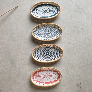 Vente en gros petit plateau de service en rotin avec céramique faite à la main du Vietnam à prix économique - Product Image 6