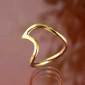 INS Popular 18K chapado en oro ondulado Twist V abierto Ajustable anillos para mujer joyería al por mayor - Product Image 1