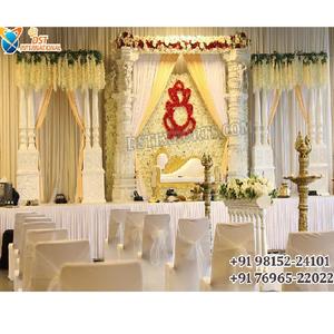 Piliers de mariage blancs élégants pour la mise en scène de la cérémonie de mariage Rajwada, magnifique scène de mariage et décoration de Mandap, États-Unis - Product Image 1