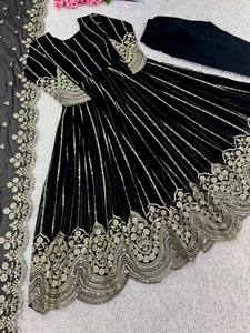 นำเสนอชุดคลุมตัดหนัง georgette naira ใหม่ด้านล่างและ dupatta พร้อมงานปักลำดับพร้อมใส่คอลเลกชัน - Product Image 6