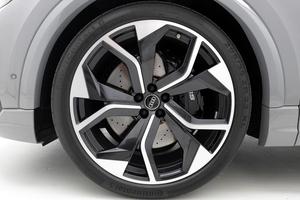 รถ SUV AWD ปี 2023 RS Q8 4.0T มือสองคุณภาพดี ไมล์น้อย - Product Image 6