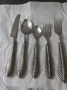 Equipo de cocina y juego de cubiertos de acero inoxidable utilizados en cenas, fiestas, bodas, etc. - Product Image 3