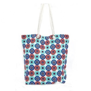 Sacs fourre-tout en coton biologique imprimés mignons pour femmes sac à main réutilisable pour le collège voyage épicerie et magasin - Product Image 6