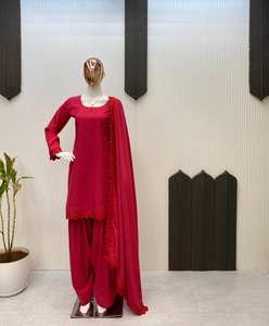 Dupatta inferior de seda de fiesta de bordado rosa oscuro Kurta con Secuencia múltiple - Product Image 4