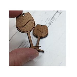 ขายร้อนแฟชั่นไม้แฟชั่นต่างหูสําหรับพรรคสวมใส่ทุกวันงานแต่งงานฟังก์ชั่นคุณภาพสูงสไตล์ต่างหูแฟชั่น - Product Image 1