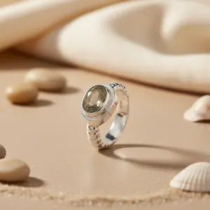 Серебряное кольцо 925 пробы в стиле бохо для женщин, ручной работы, с овальным топазом, из платинового сплава, для повседневной носки и нарядов. - Product Image 1