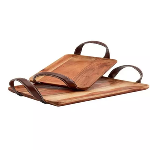 Plateau de service en bois naturel avec motif texturé beige clair Georgios semble être conçu pour servir des collations ou organiser - Product Image 5