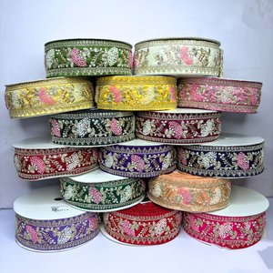 Encajes Bordados Tradicionales Hechos a Medida, Multicolores, con Pedrería, 100% Algodón, Colores Variados de Lujo para Vestidos de Novia y Ropa - Product Image 1