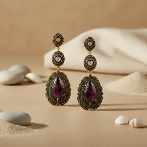 Boucles d'oreilles pendantes vintage en cuivre et laiton, ornées de rubis et d'émeraudes, bijoux tendance pour fêtes religieuses, plaquées or, avec perles/diamants/zircons, cadeau idéal - Product Image 1