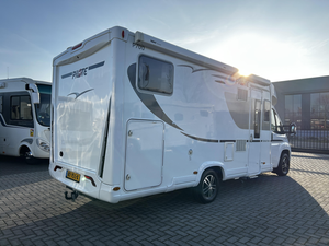 Caravane compacte 4x4 de qualité supérieure à prix abordable pour fêtes, aventures en plein air, voyages, camping et expéditions rapides - Product Image 4