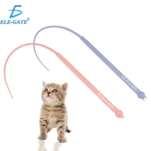 Giocattolo per Gatti Super Resistente in Plastica a Forma di Coda di Topo Simulata - Product Image 1