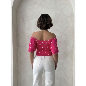 Blusa de Chifón Fucsia para Mujer Topshow con Detalle de Gipe, Camisas al por Mayor - Product Image 1