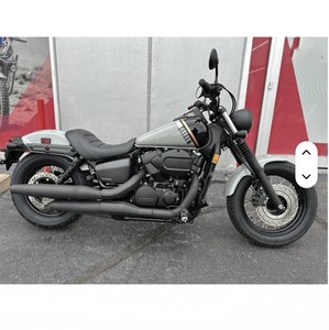 Motocicleta Shadow 750 2024 ensamblada, completamente equipada, con asientos cómodos y sistema de suspensión avanzado - Product Image 2