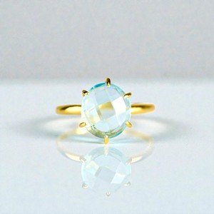 Bague en argent sterling 925 avec topaze bleue de style quartz, ovale, sertie à griffes, 8x12 mm - Bague de naissance de décembre - Product Image 1