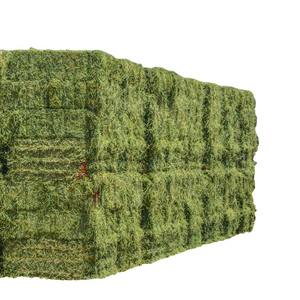 Vendedores internacionales Timothy Hay & Alfalfa Pellets de heno para peces, perros, cerdos, cosas de alimentación de animales en embalaje de bolsa - Product Image 4