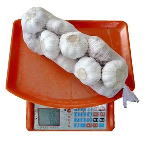 Ail blanc frais biologique dans des sacs de maille de 20kg/cartons de légumes de haute qualité à prix d'usine - Product Image 1