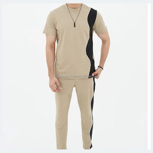 2025 hommes survêtement décontracté Service OEM 2 pièces coupe régulière été survêtement conceptions personnalisées ensemble de survêtement respirant - Product Image 1