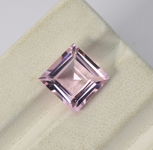 Morganite pêche carré princesse coupe 6 mm à 9 mm tailles facettes rose laboratoire pierres précieuses en vrac pour la fabrication de bijoux - Product Image 5