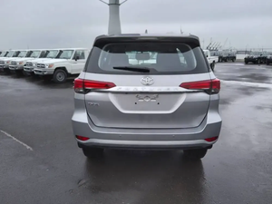 Voitures neuves Prix à YO TA FORTUNER PREMIUM 2.7L ESSENCE AUTOMATIQUE REF 2917 Voiture neuve jamais enregistrée - Product Image 3