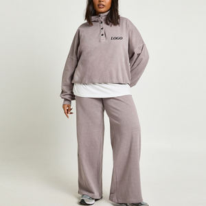 Survêtement femme uni à col montant pour acheteurs en gros / Design de haute qualité à prix abordable avec col à fermeture boutonnée pour plus de confort - Product Image 1