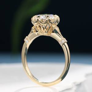Anillo Art Deco de filigrana de catedral, anillo de propuesta de diamante cultivado en laboratorio de corte brillante redondo de 2.51CT, regalo de aniversario de oro de 14K para fiesta - Product Image 6