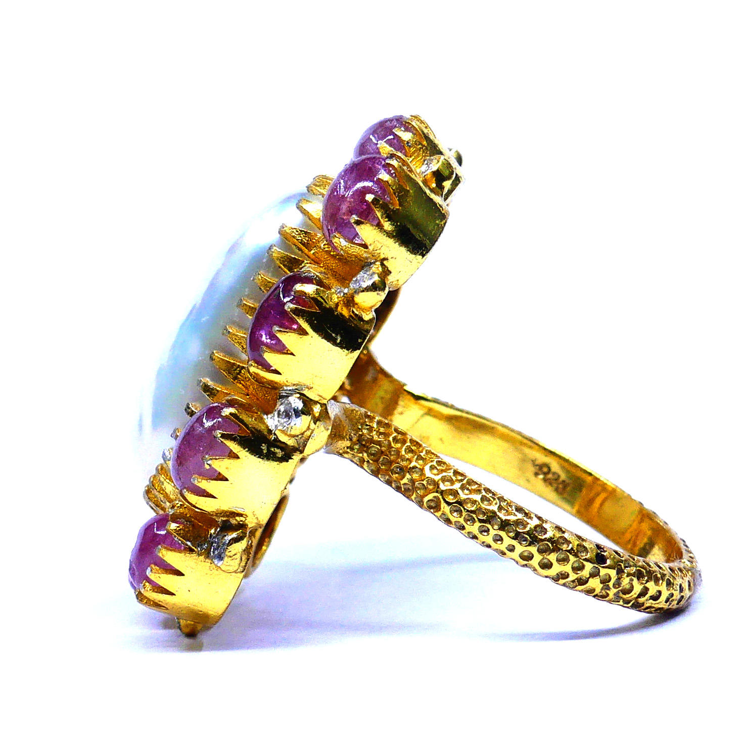 สีเหลือง