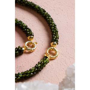 Set di Gioielli in Giada Lavorato a Mano Certificato con Chiusura in Argento, Collana 48 cm, Bracciale 19 cm - Product Image 1
