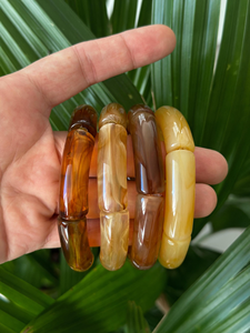 Bracelet jonc en résine fait main de qualité supérieure, écologique, couleur personnalisée, léger et brillant, pour femme, style traditionnel - Product Image 4