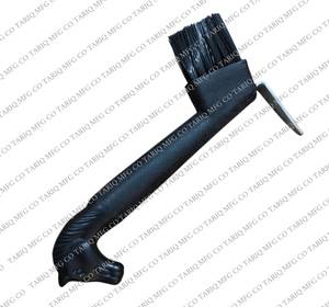 Herramienta de limpieza de pezuñas y pezuñas de plástico, colores personalizados de TARIQ MFG CO - Product Image 1